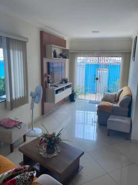 Casa com 3 quartos sendo 1 suíte à venda, 209 m² por R 450.000 - Petrópolis - Manaus/AM