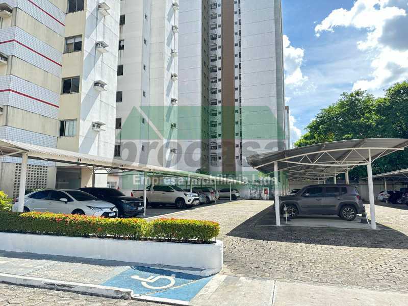 Apartamento para alugar com 3 quartos, 90m² - Foto 11