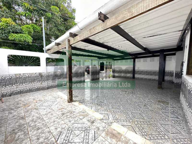 Casa de Condomínio para alugar com 3 quartos, 300m² - Foto 27