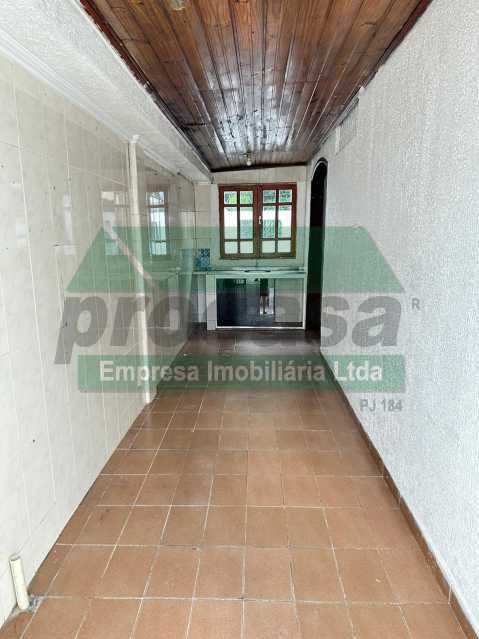 Casa de Condomínio para alugar com 3 quartos, 300m² - Foto 13