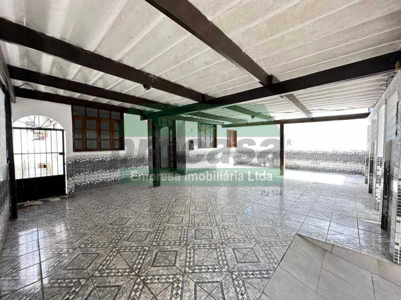 Casa de Condomínio para alugar com 3 quartos, 300m² - Foto 3