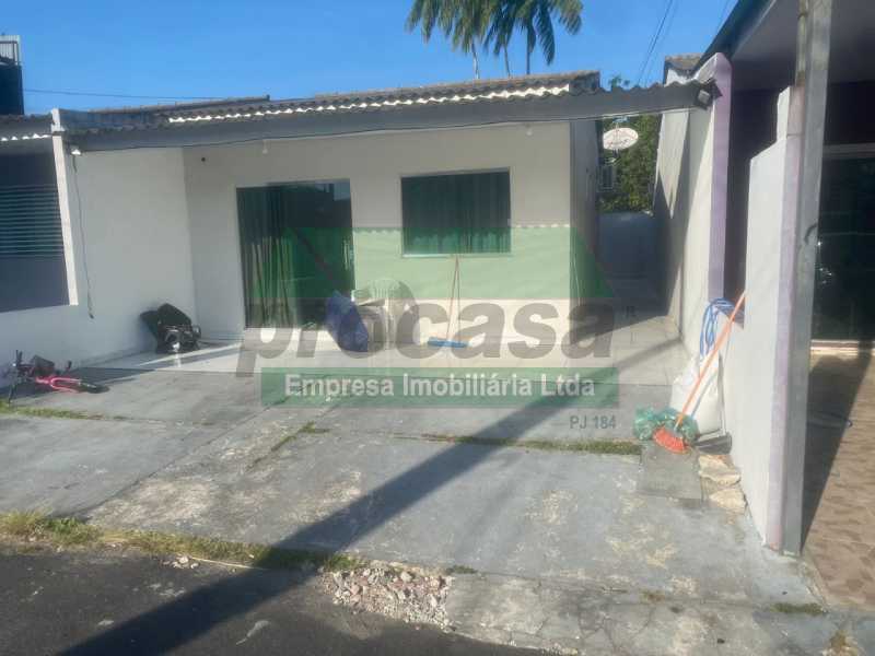 Casa com 2 quartos em condomínio fechado no bairro de Flores, Manaus