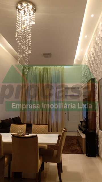 Casa de Condomínio à venda com 3 quartos, 180m² - Foto 2