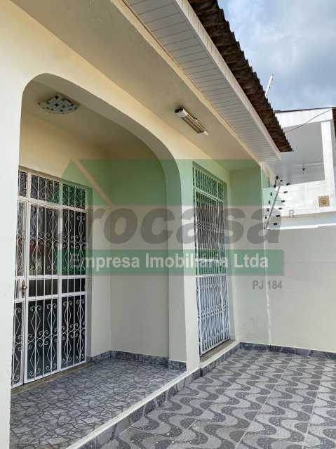 Casa à venda com 6 quartos, 238m² - Foto 12