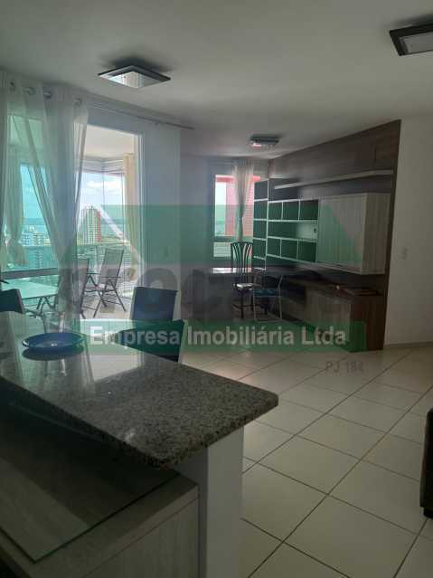 Apartamento à venda com 3 quartos, 105m² - Foto 2