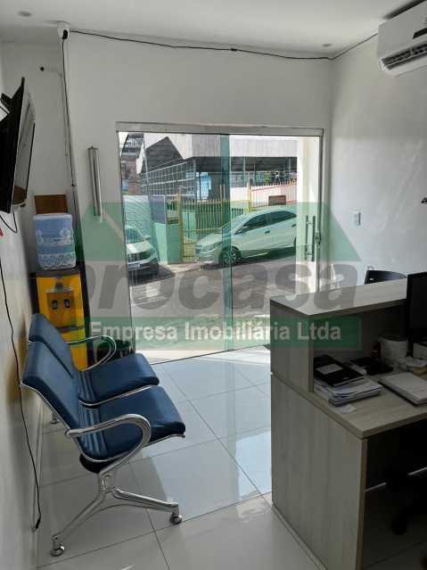 Casa Comercial à venda com 3 quartos, 180m² - Foto 3