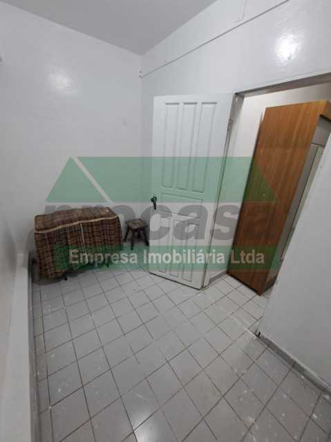 Casa à venda com 4 quartos, 98m² - Foto 11