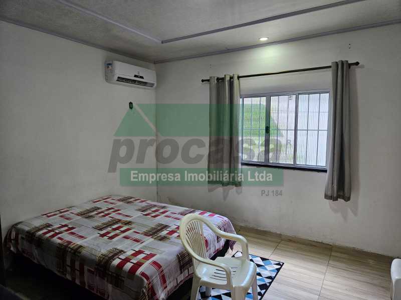 Casa à venda com 2 quartos, 70m² - Foto 4