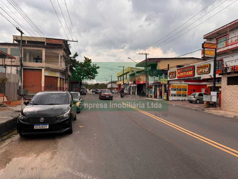 Casa Comercial à venda com 2 quartos, 100m² - Foto 2