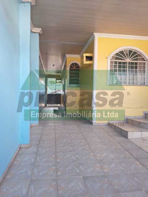 Casa à venda com 3 quartos, 300m² - Foto 2