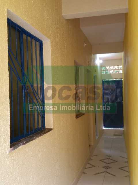 Casa à venda com 9 quartos, 257m² - Foto 3