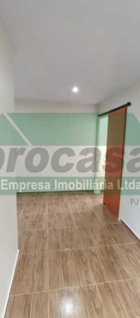 Casa à venda com 7 quartos, 250m² - Foto 2