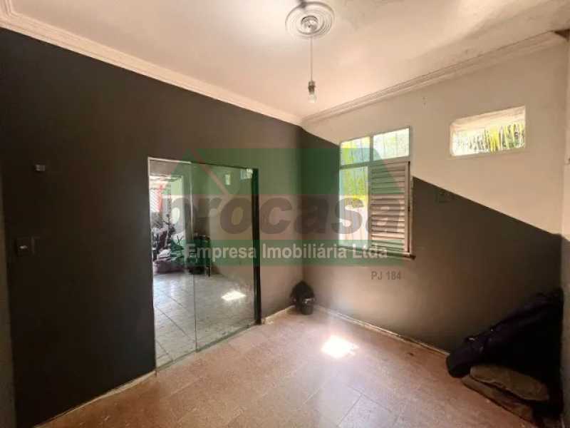 Casa à venda com 7 quartos, 250m² - Foto 9