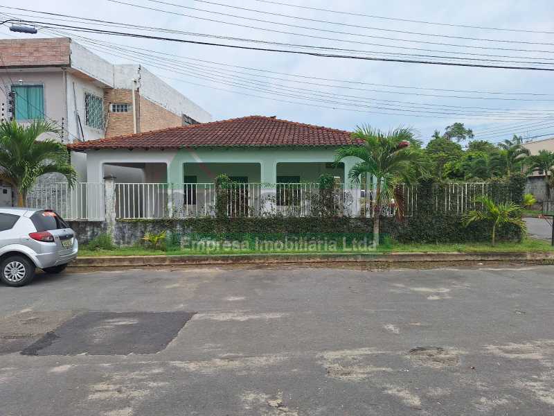 Casa de Condomínio à venda e aluguel com 3 quartos, 450m² - Foto 1