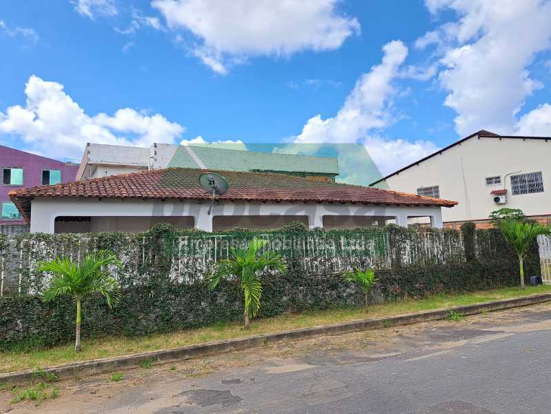 Casa de Condomínio à venda e aluguel com 3 quartos, 450m² - Foto 16