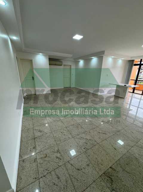 Apartamento para alugar com 4 quartos, 160m² - Foto 1