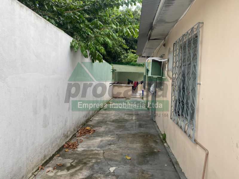 Casa para alugar com 4 quartos, 600m² - Foto 13