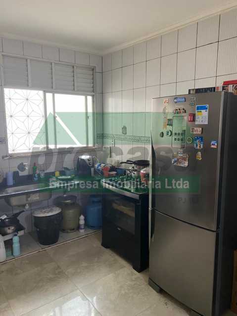 Casa para alugar com 4 quartos, 600m² - Foto 4