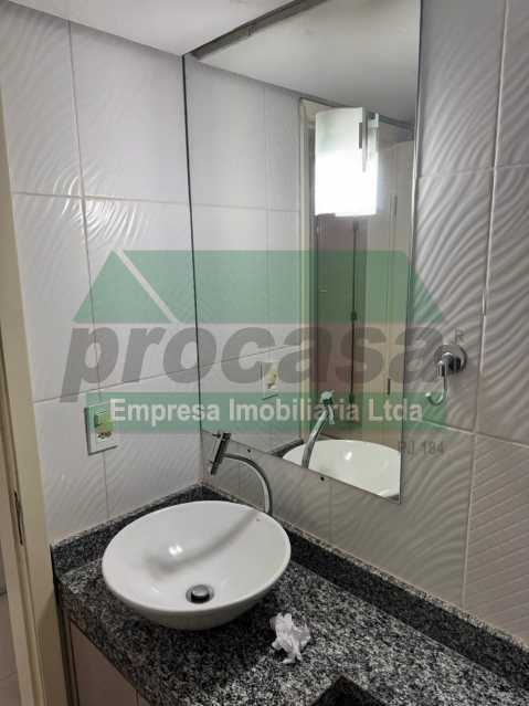 Apartamento à venda com 3 quartos, 123m² - Foto 29