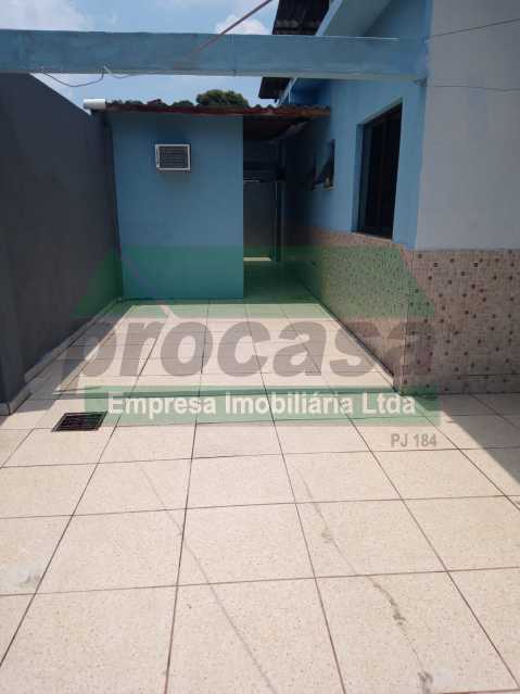 Casa à venda com 5 quartos, 76m² - Foto 2