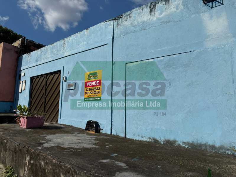 Casa de rua : / $ 380.000,00 / Flores