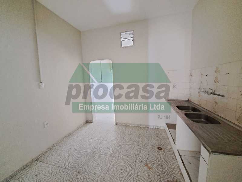 Casa para alugar com 3 quartos, 90m² - Foto 12