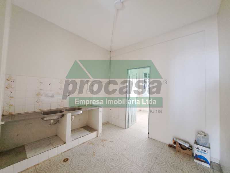 Casa para alugar com 3 quartos, 90m² - Foto 11