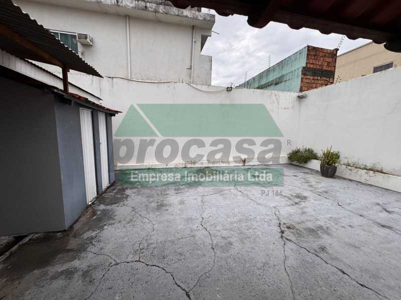 Casa Comercial à venda com 5 quartos, 103m² - Foto 16