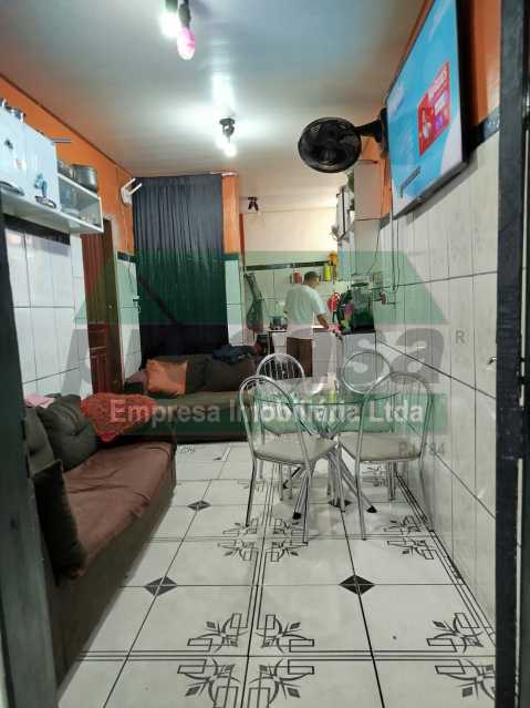 Casa à venda com 9 quartos, 108m² - Foto 2