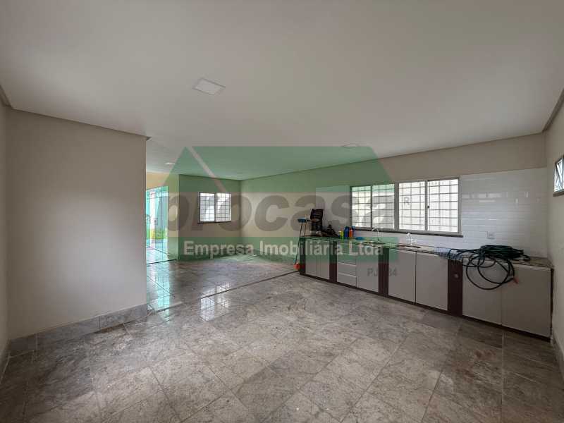 Casa à venda e aluguel com 5 quartos, 189m² - Foto 11