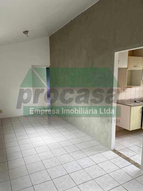 Casa para alugar com 4 quartos, 200m² - Foto 2