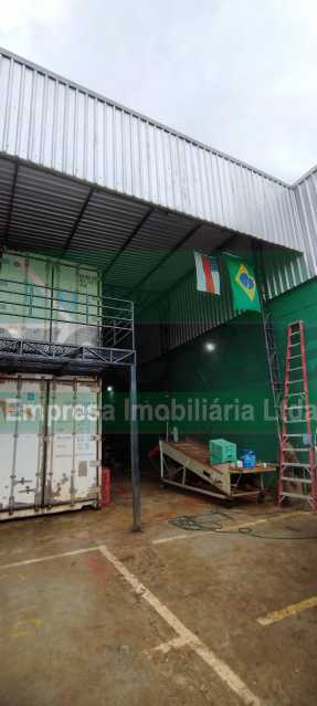 Galpap no Parque das Laranjeiras com 5 Cameras Frigorificas instaladas em funcionamento