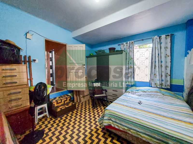 Casa à venda com 3 quartos, 287m² - Foto 2