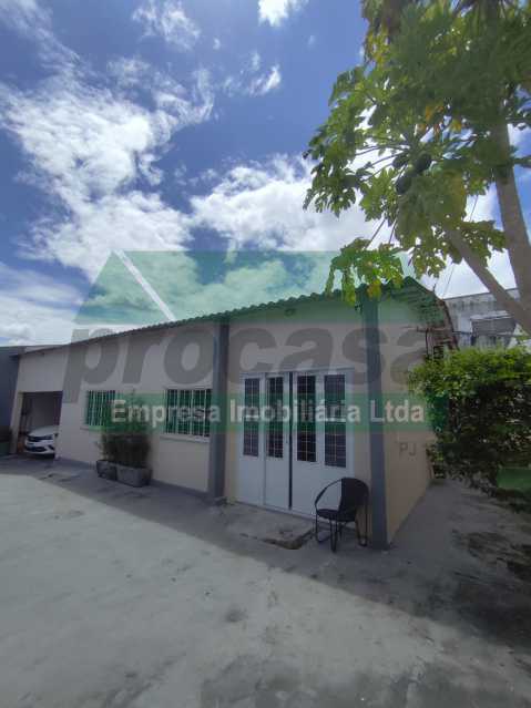 Vende-se casa no japiim