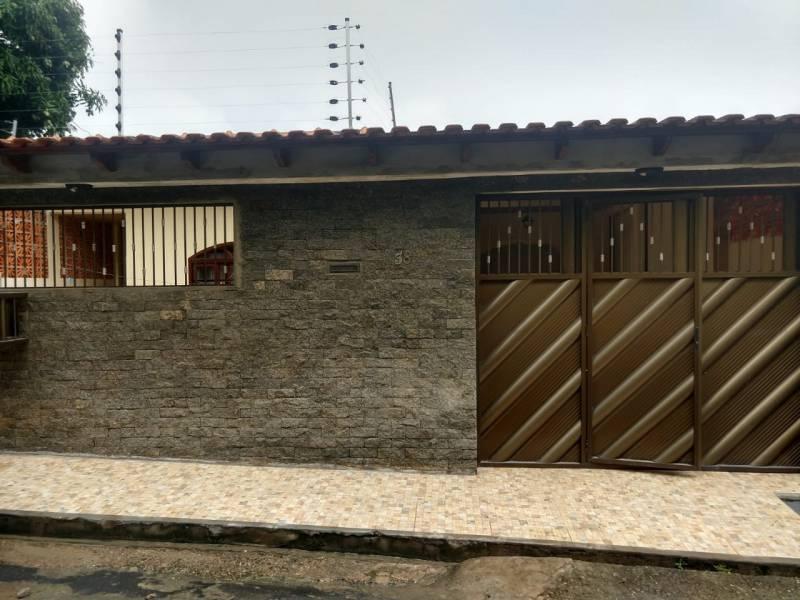 Casa com 4 dormitórios à venda, 500 m² por RS 650.000 - Bairro da Paz - Manaus-AM