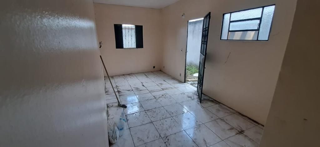 Casa com 3 dormitórios à venda, 70 m² por RS 130.000,00 - Nova Cidade - Manaus-AM