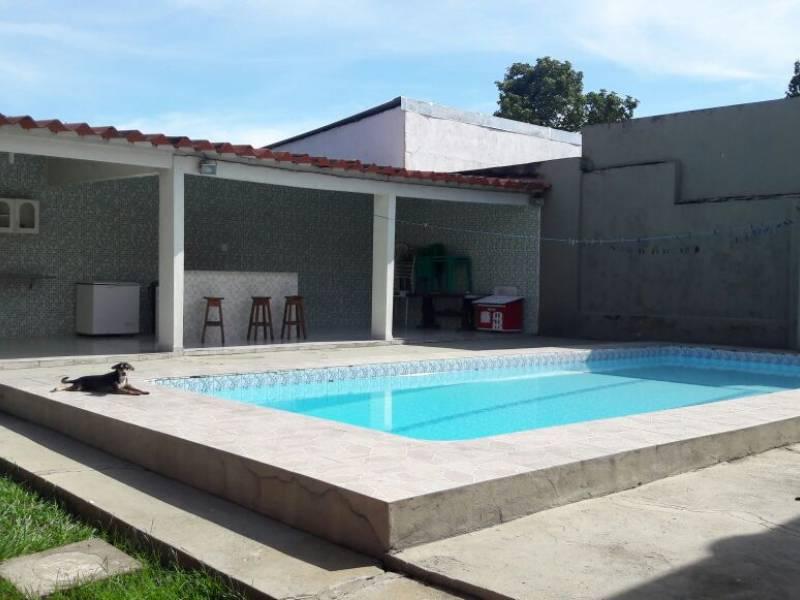 Casa com 5 dormitórios à venda, 270 m² por RS 1.100.000,00 - Aleixo - Manaus-AM