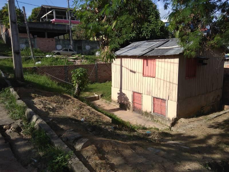 Casa com 3 dormitórios à venda, 200 m² por RS 350.000,00 - Japiim - Manaus-AM