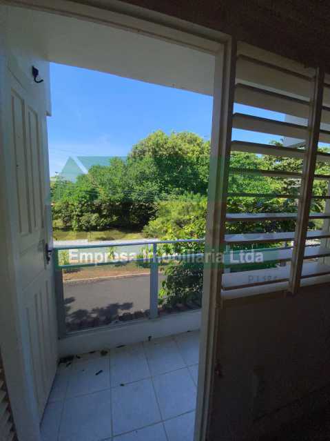Apartamento para alugar com 2 quartos, 70m² - Foto 28