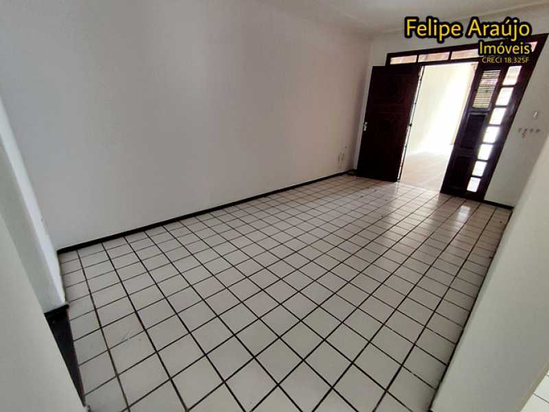 Casa à venda com 3 quartos, 120m² - Foto 11