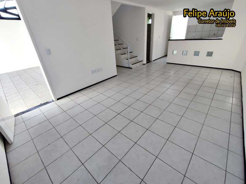 Casa à venda com 2 quartos, 100m² - Foto 6