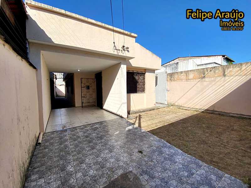 Casa à venda com 3 quartos, 105m² - Foto 2