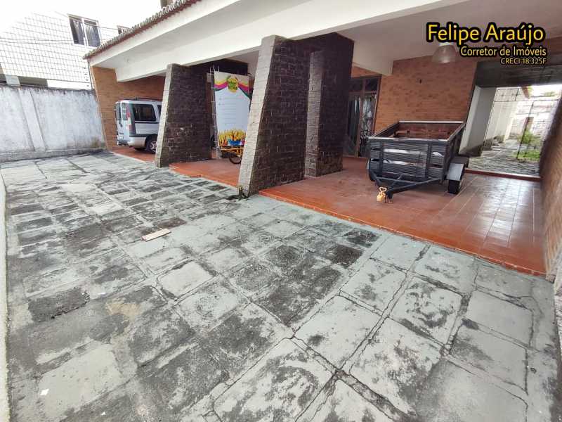 Casa à venda com 5 quartos, 350m² - Foto 6