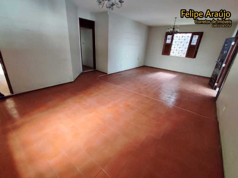 Casa à venda com 5 quartos, 350m² - Foto 9