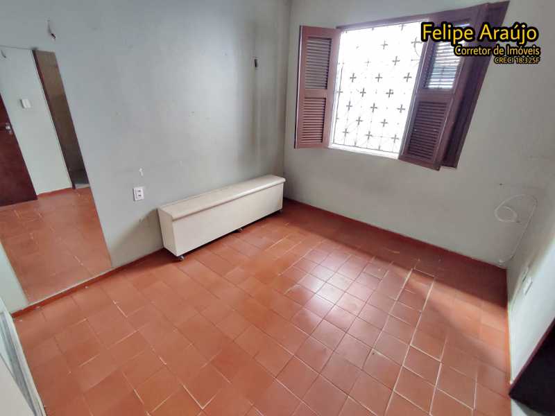 Casa à venda com 5 quartos, 350m² - Foto 14