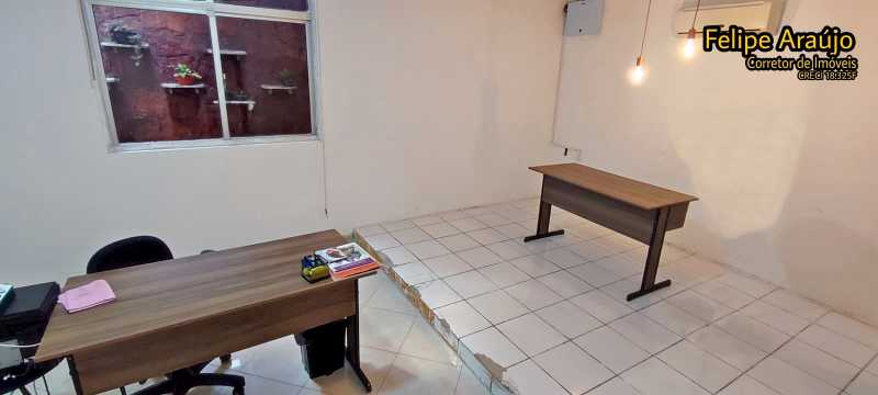 Casa à venda com 4 quartos, 200m² - Foto 19