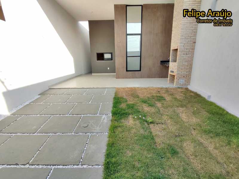 Casa à venda com 3 quartos, 105m² - Foto 4