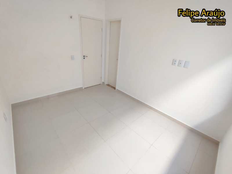 Casa à venda com 3 quartos, 105m² - Foto 13