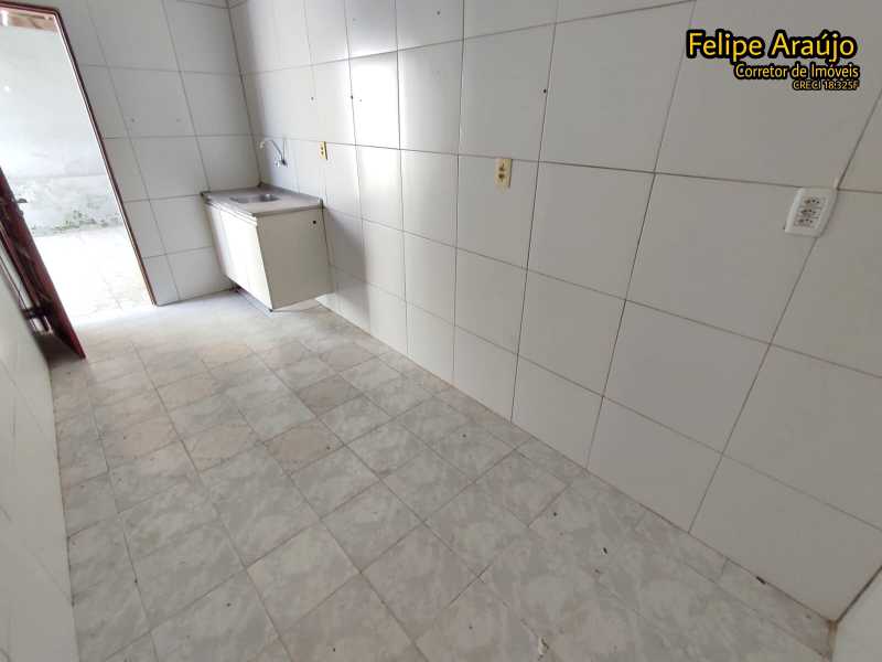 Casa à venda com 3 quartos, 120m² - Foto 16