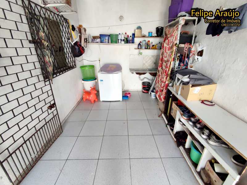 Casa à venda com 3 quartos, 100m² - Foto 16